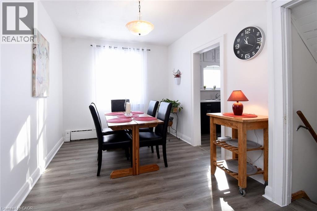 411 Ross Avenue, Dunnville, Ontario  N1A 2S2 - Photo 13 - 40802084