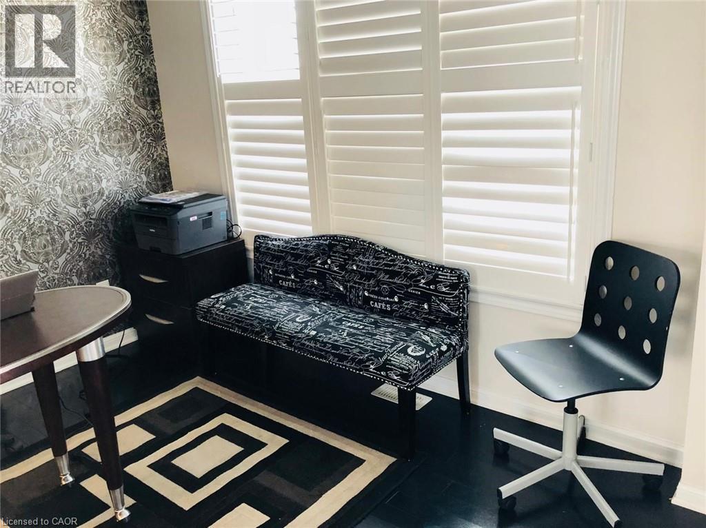 945 Farmstead Drive, Milton, Ontario  L9T 8H9 - Photo 4 - 40791430