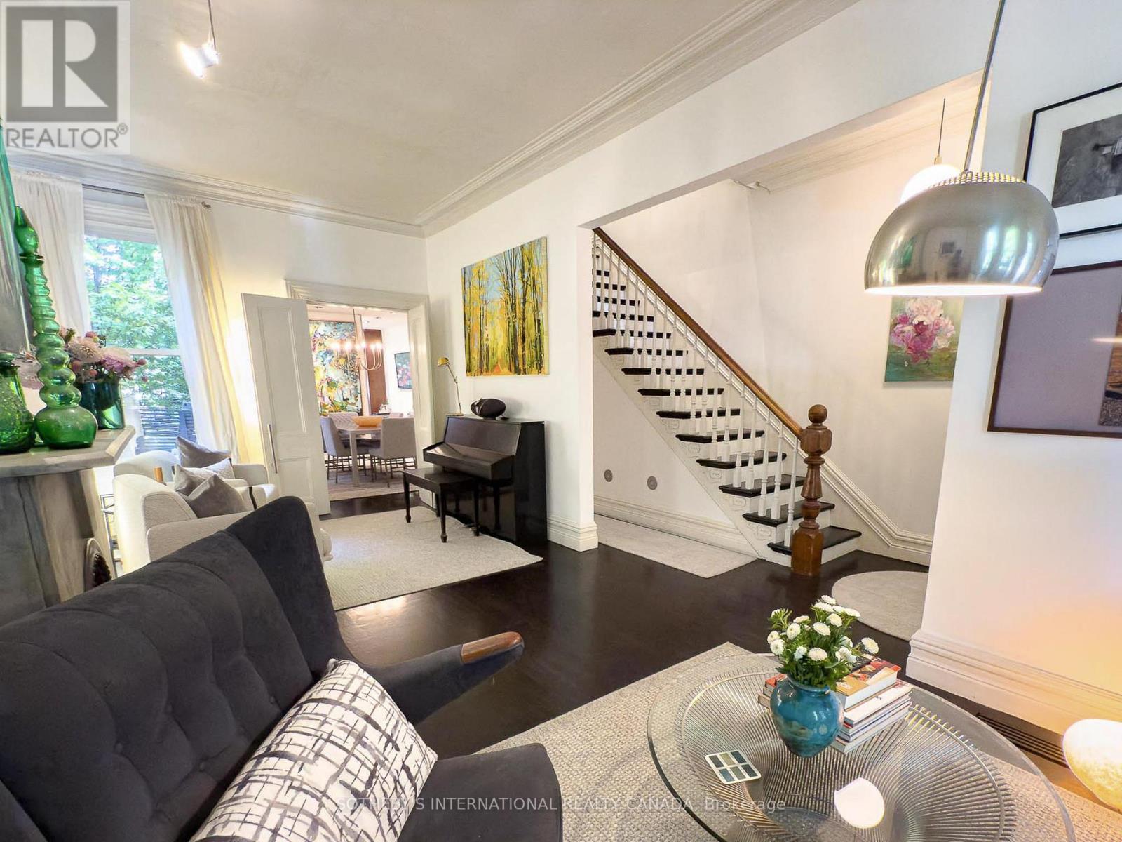 426 Sackville Street, Toronto, Ontario  M4X 1S9 - Photo 5 - C12421466