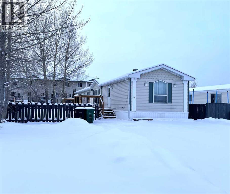 7 Deer Ridge Drive, High Level, Alberta