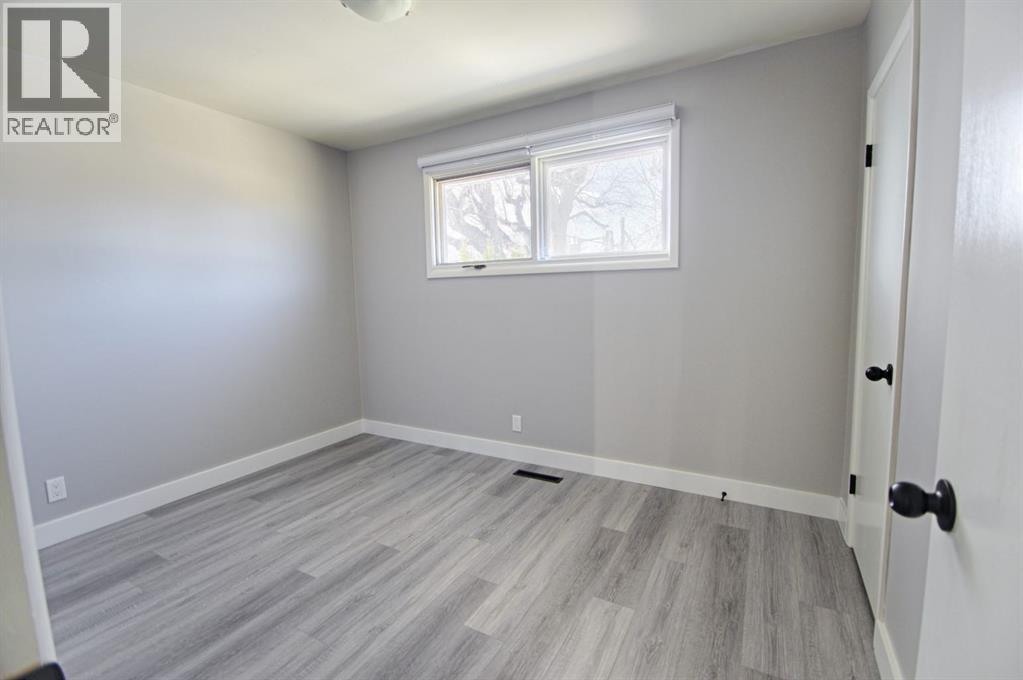 1118 8 Street N, Lethbridge, Alberta  T1H 1Z4 - Photo 10 - A2277870