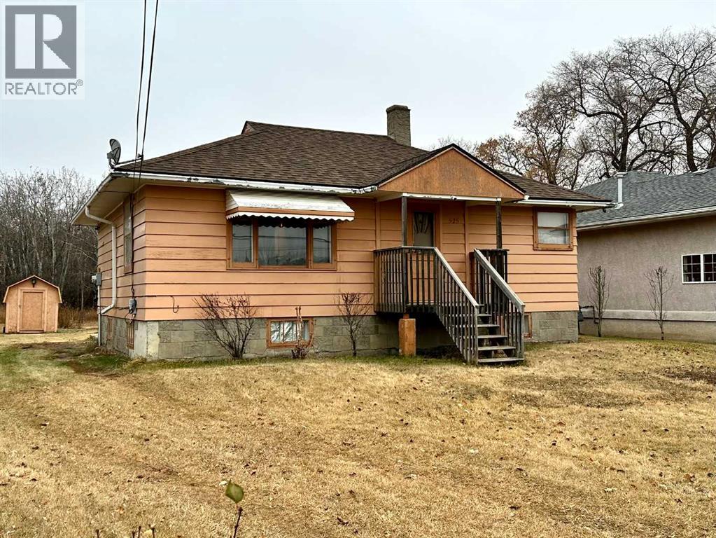 925 15 Street, Wainwright, Alberta  T9W 1E6 - Photo 28 - A2271253