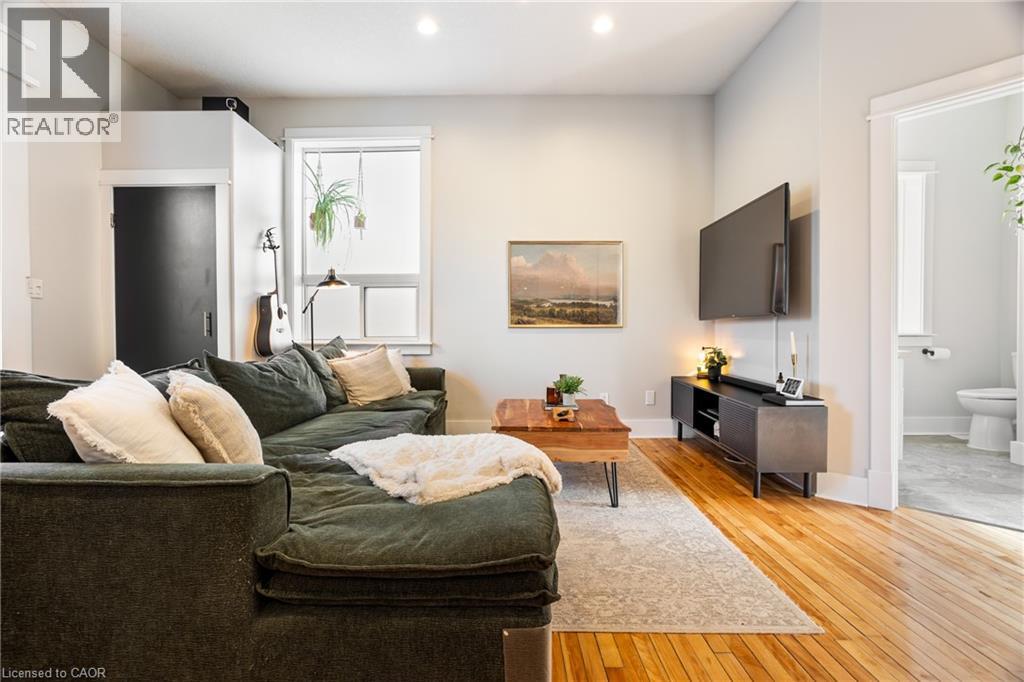 66 Chestnut Street, Kitchener, Ontario  N2H 1T8 - Photo 27 - 40797461