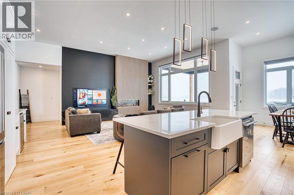 1034 Walton Avenue N, Listowel, Ontario  N4W 3S2 - Photo 12 - 40799087