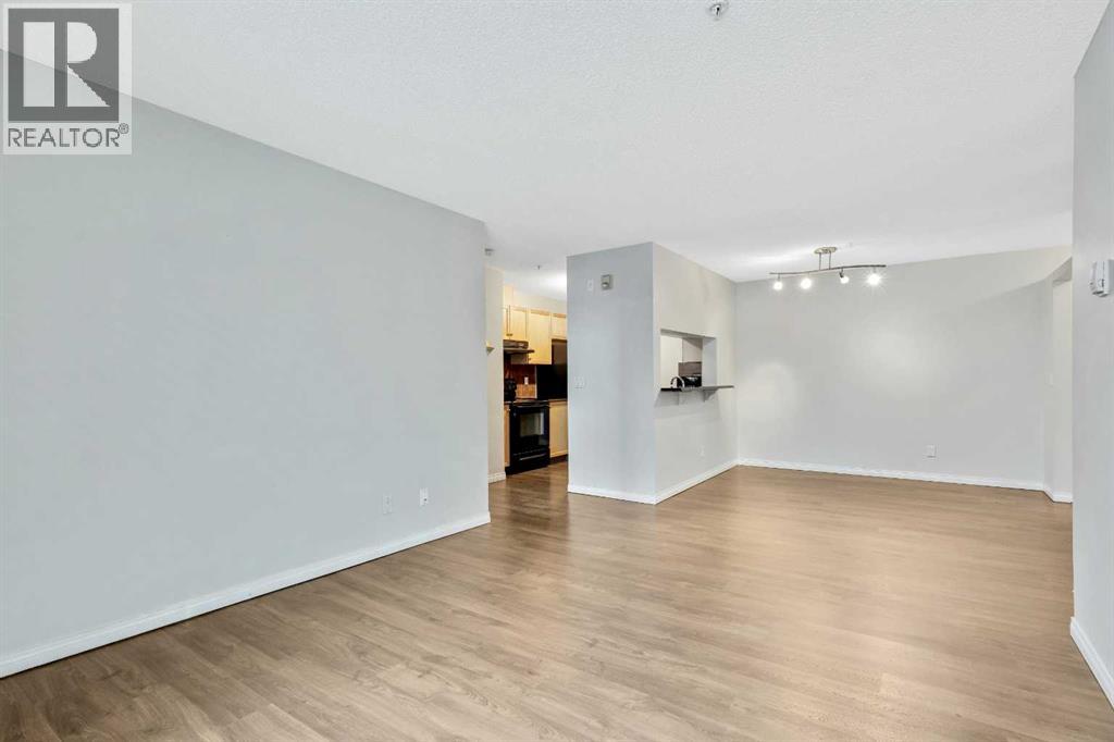 118, 2022 Canyon Meadows Drive Se, Calgary, Alberta  T2J 7H1 - Photo 9 - A2279172