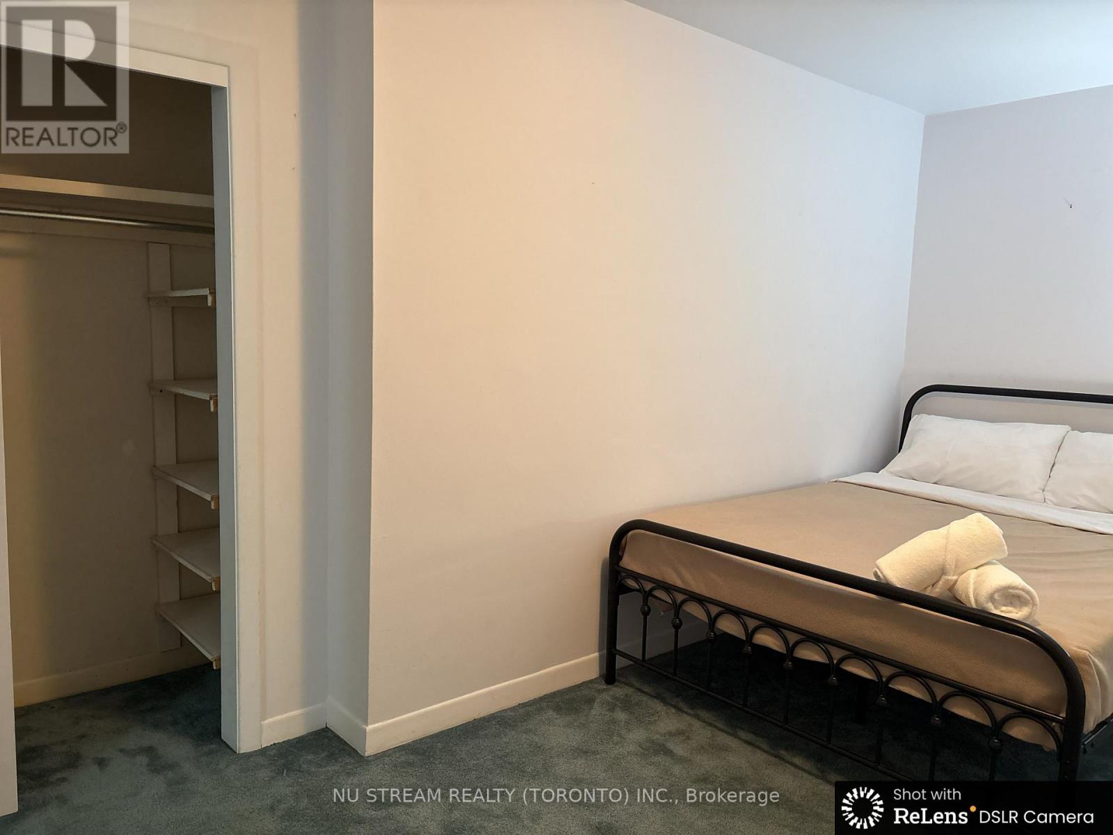 5 Basswood Road, Toronto, Ontario  M2N 2N2 - Photo 12 - C12748866