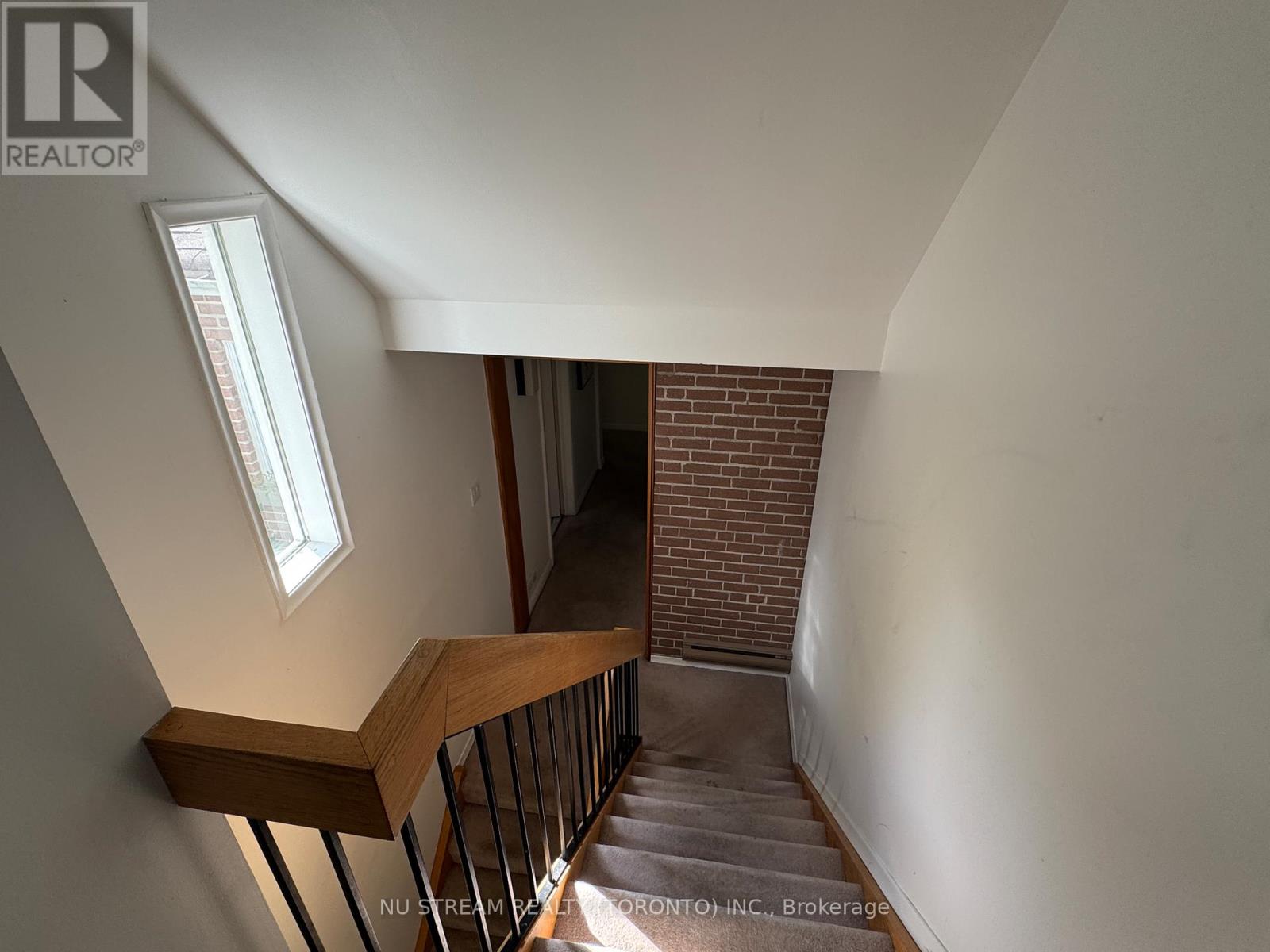 5 Basswood Road, Toronto, Ontario  M2N 2N2 - Photo 15 - C12748866