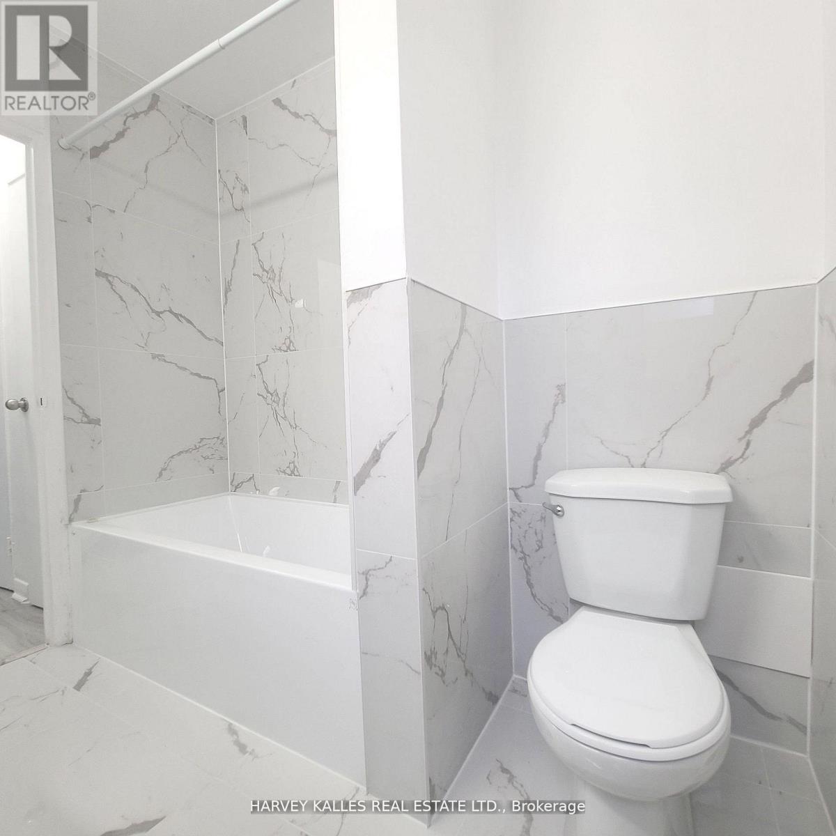 2 - 125 Shelborne Avenue, Toronto, Ontario  M6B 2M8 - Photo 8 - C12748966