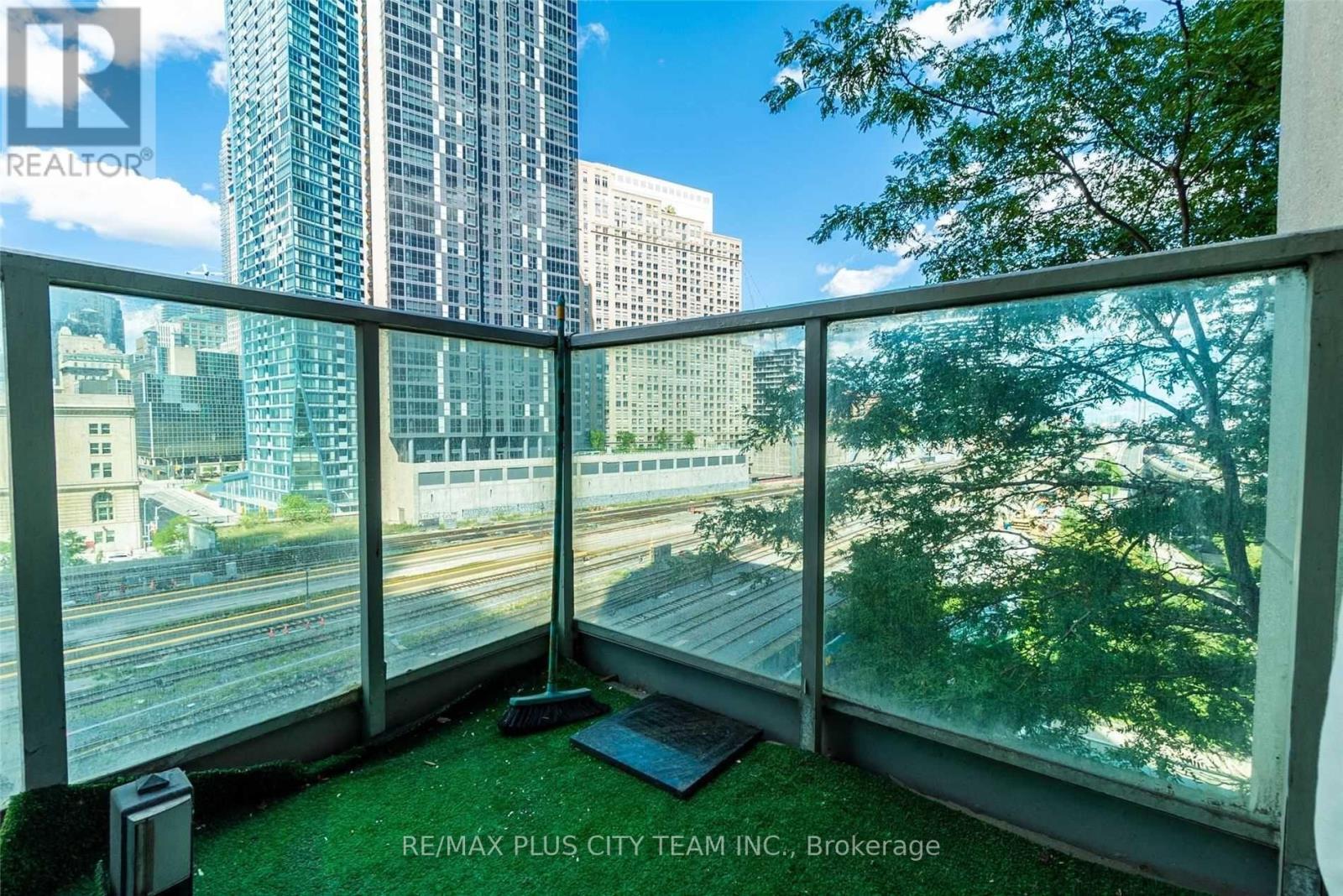 805 - 18 Yonge Street, Toronto, Ontario  M5E 1Z8 - Photo 13 - C12748976