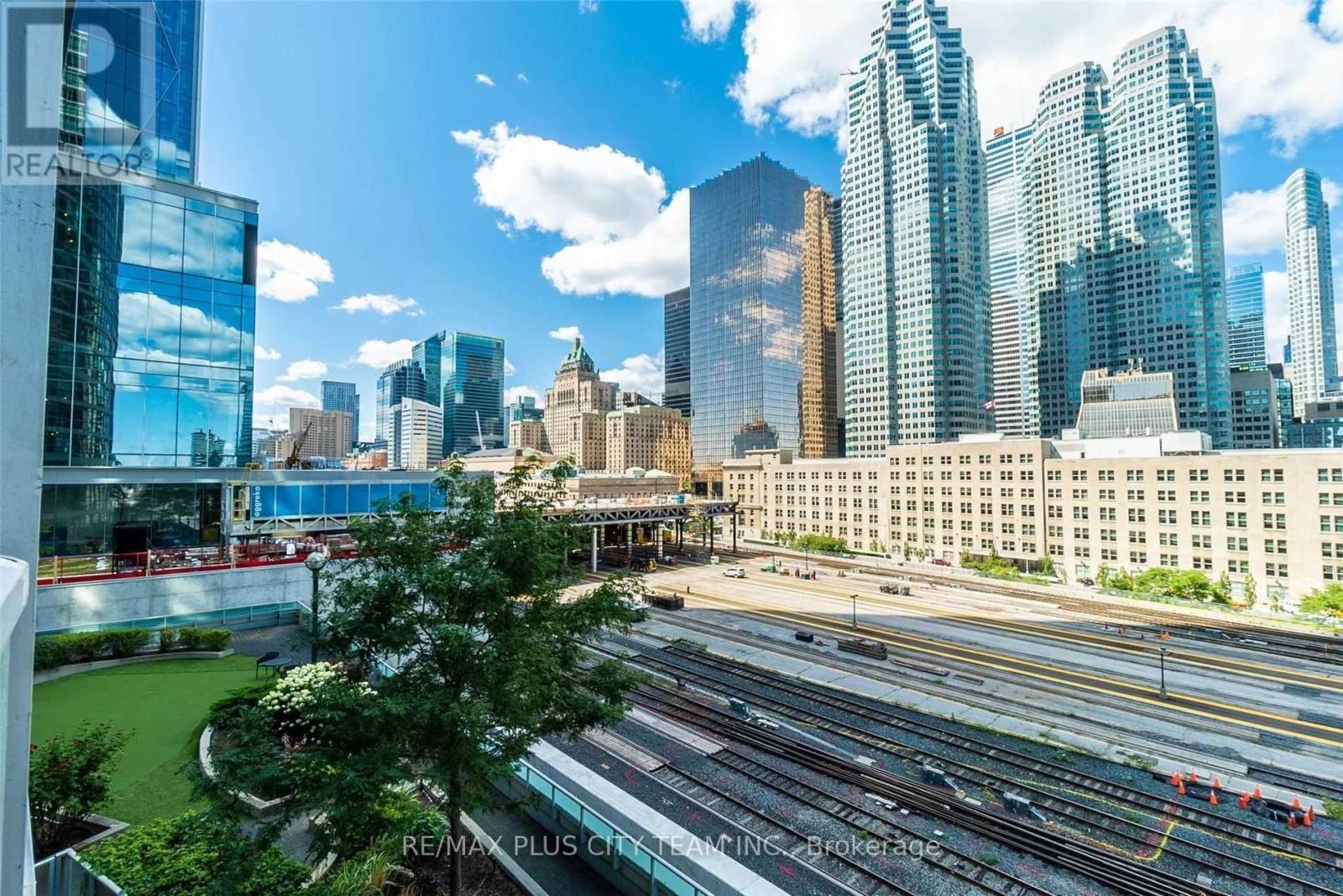 805 - 18 Yonge Street, Toronto, Ontario  M5E 1Z8 - Photo 16 - C12748976