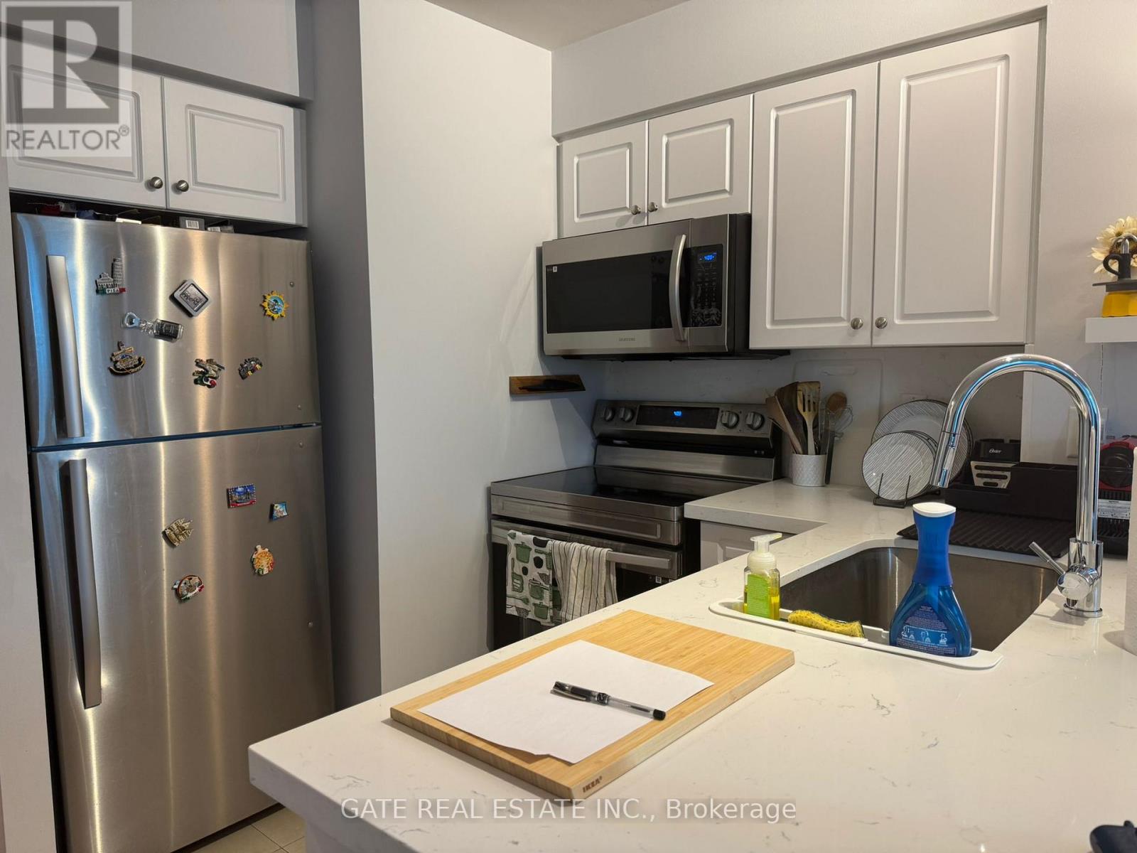 1713 - 18 Yonge Street, Toronto, Ontario  M5E 1Z8 - Photo 9 - C12749048