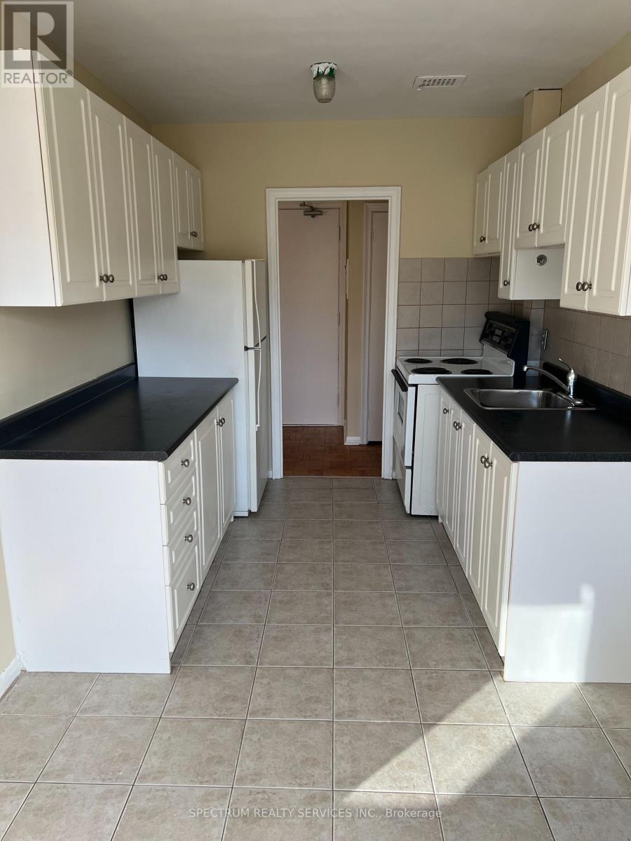 306 - 660 Eglinton Avenue W, Toronto, Ontario  M5N 1C3 - Photo 4 - C12749122