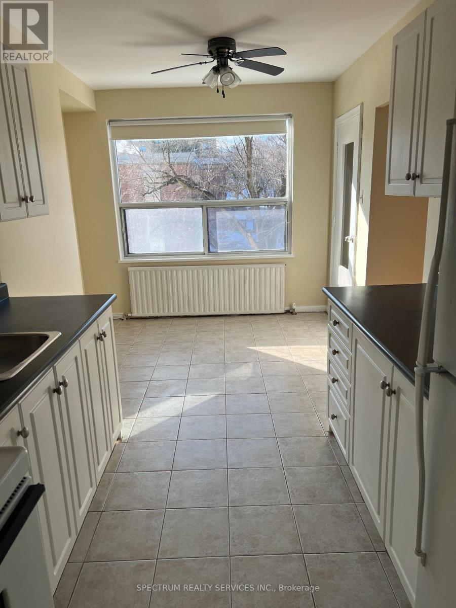 306 - 660 Eglinton Avenue W, Toronto, Ontario  M5N 1C3 - Photo 6 - C12749122