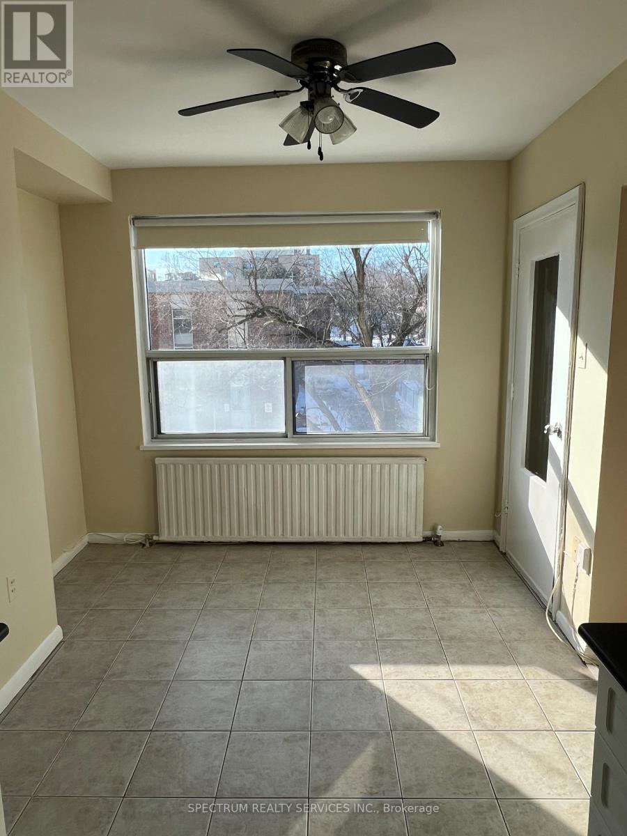 306 - 660 Eglinton Avenue W, Toronto, Ontario  M5N 1C3 - Photo 7 - C12749122