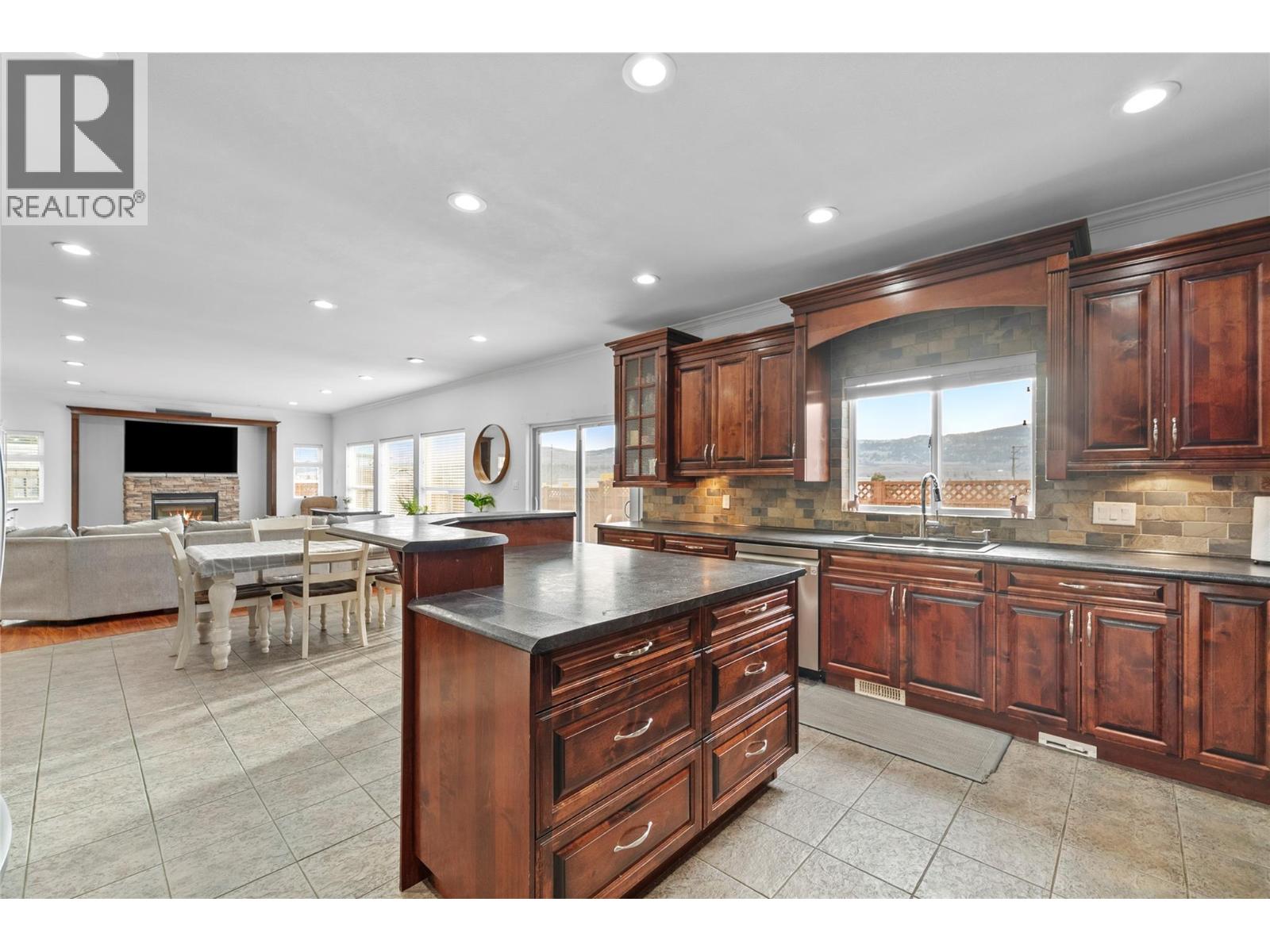 2662 Forksdale Court, Merritt, British Columbia  V1K 1P8 - Photo 14 - 10373799