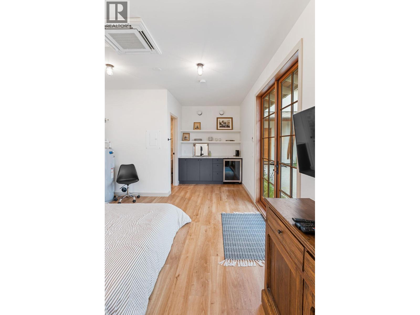 886 Lighthouse Landing Summerland Photo 31