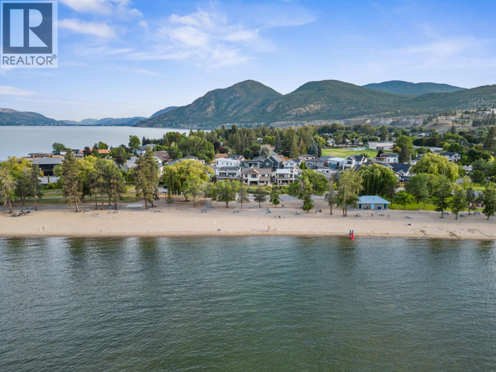 886 Lighthouse Landing Summerland Photo 5