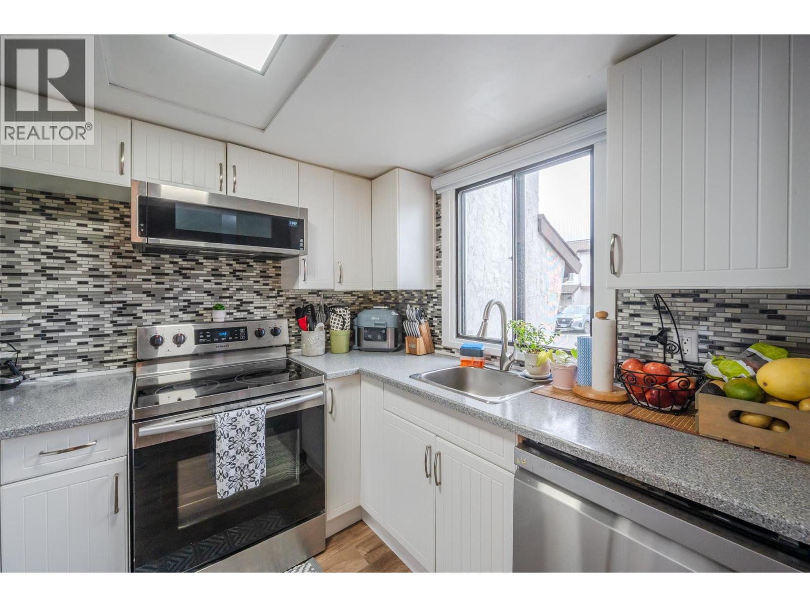 80 Green Avenue E Unit# 27 Penticton Photo 20