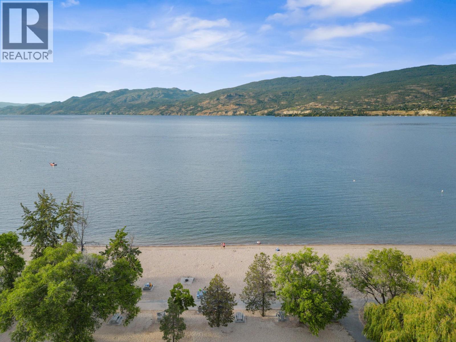 886 Lighthouse Landing Summerland Photo 37