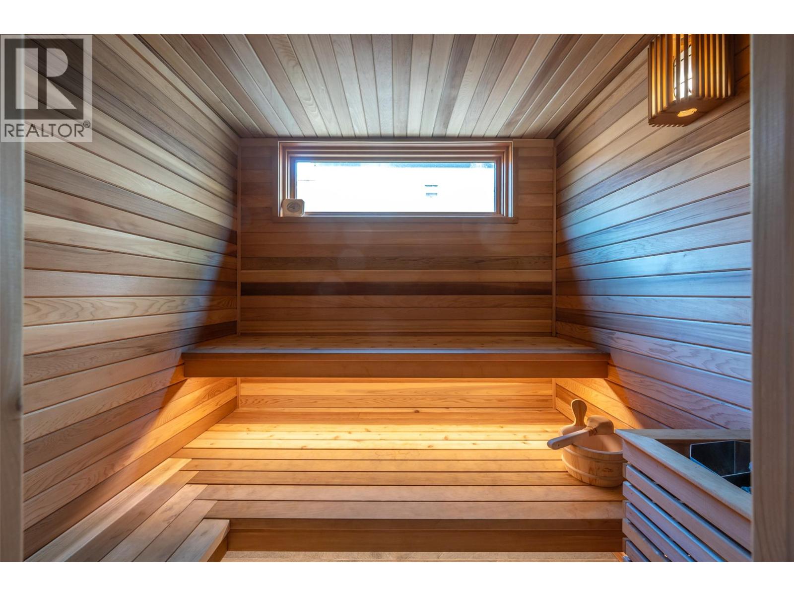 886 Lighthouse Landing Summerland Photo 29