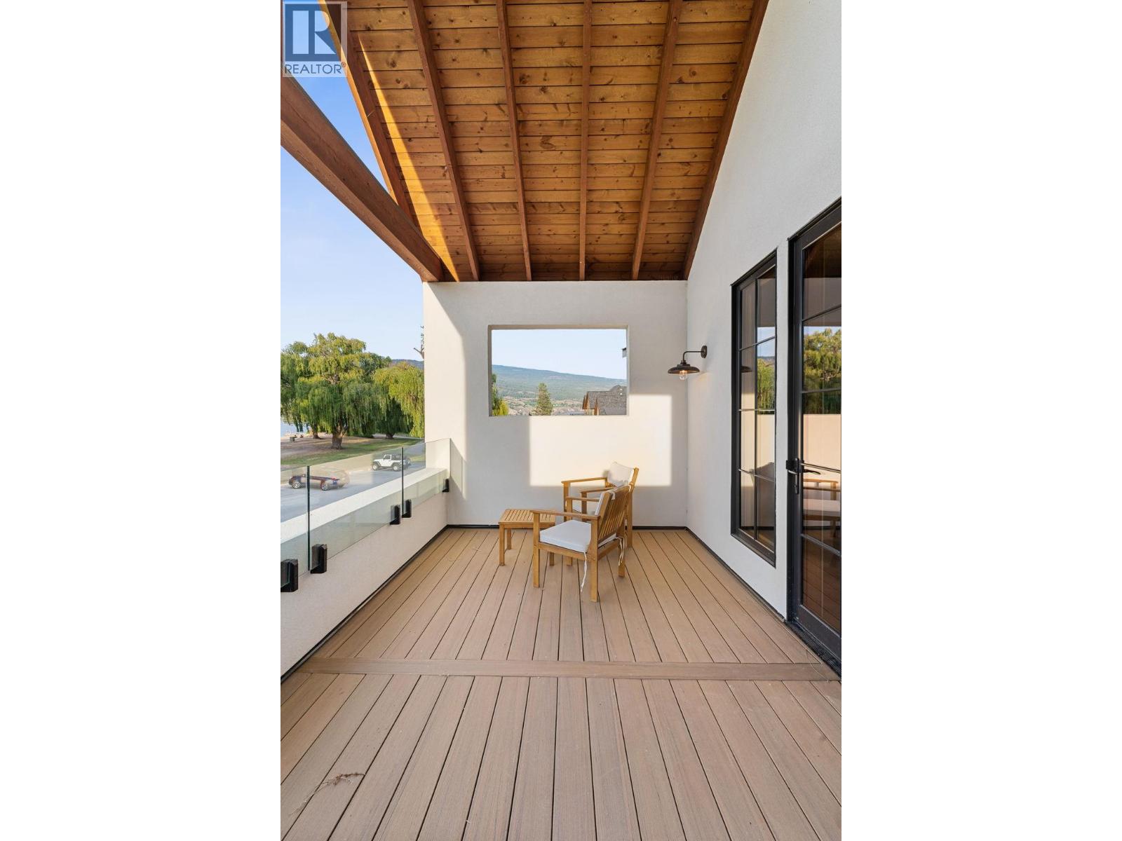 886 Lighthouse Landing Summerland Photo 20