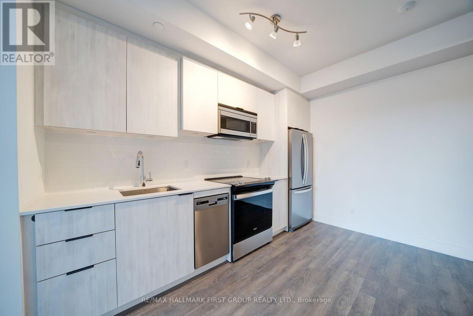 301 - 1350 Ellesmere Road, Toronto (Bendale), Ontario  M1P 2X9 - Photo 11 - E12748828