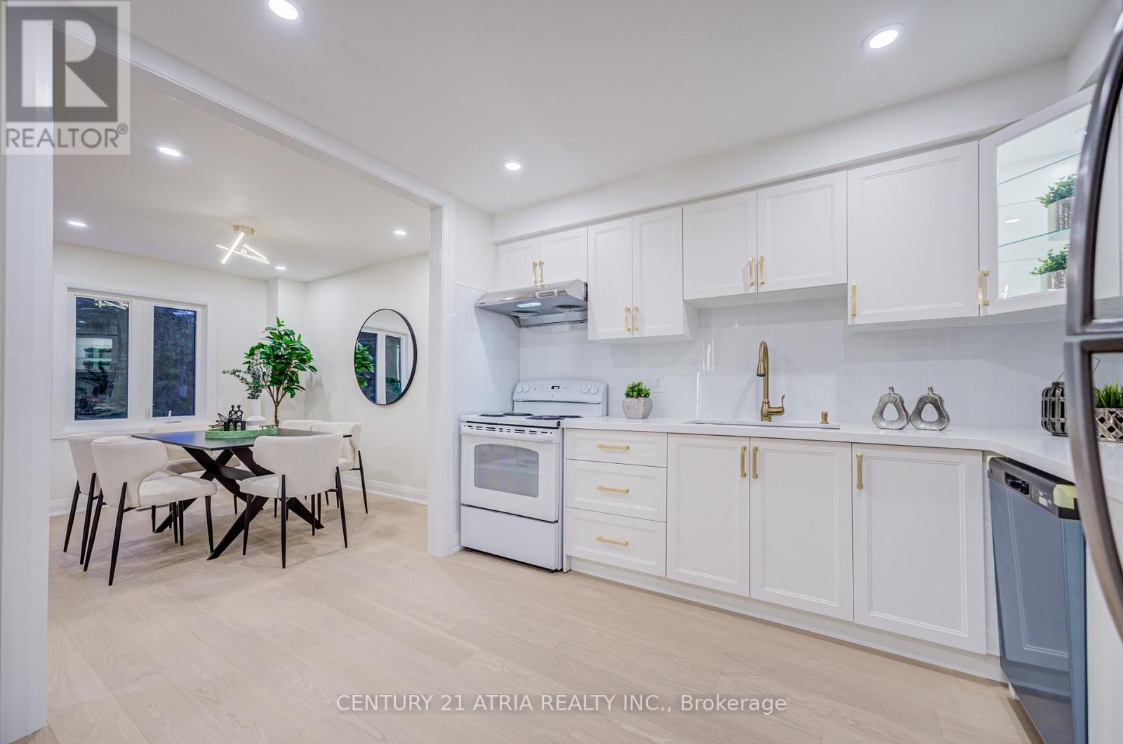 10 - 590 Sandhurst Circle, Toronto, Ontario  M1S 4J6 - Photo 14 - E12748840