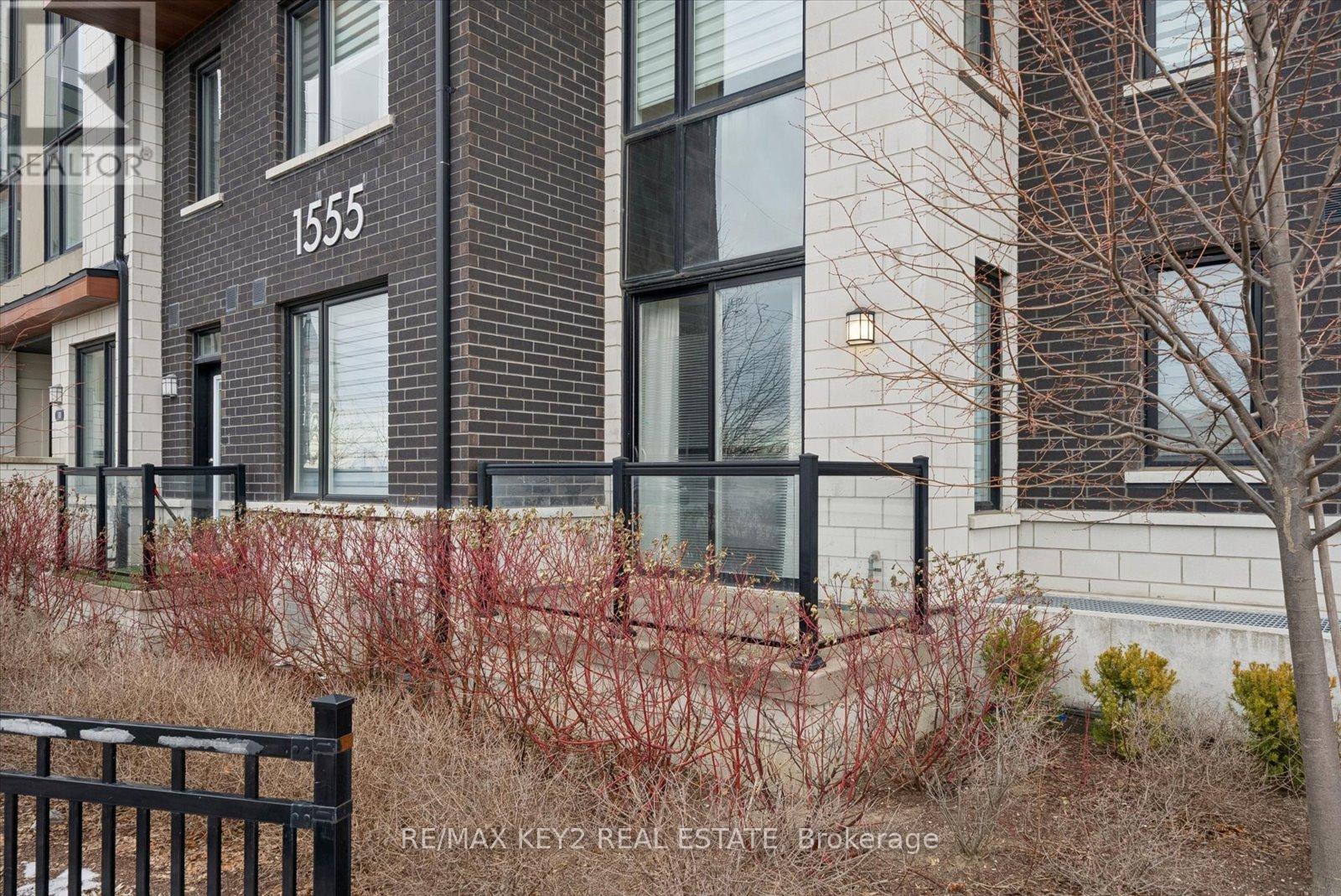 Pkg 150 - 1555 Kingston Road, Pickering, Ontario  L1V 0E9 - Photo 2 - E12749008