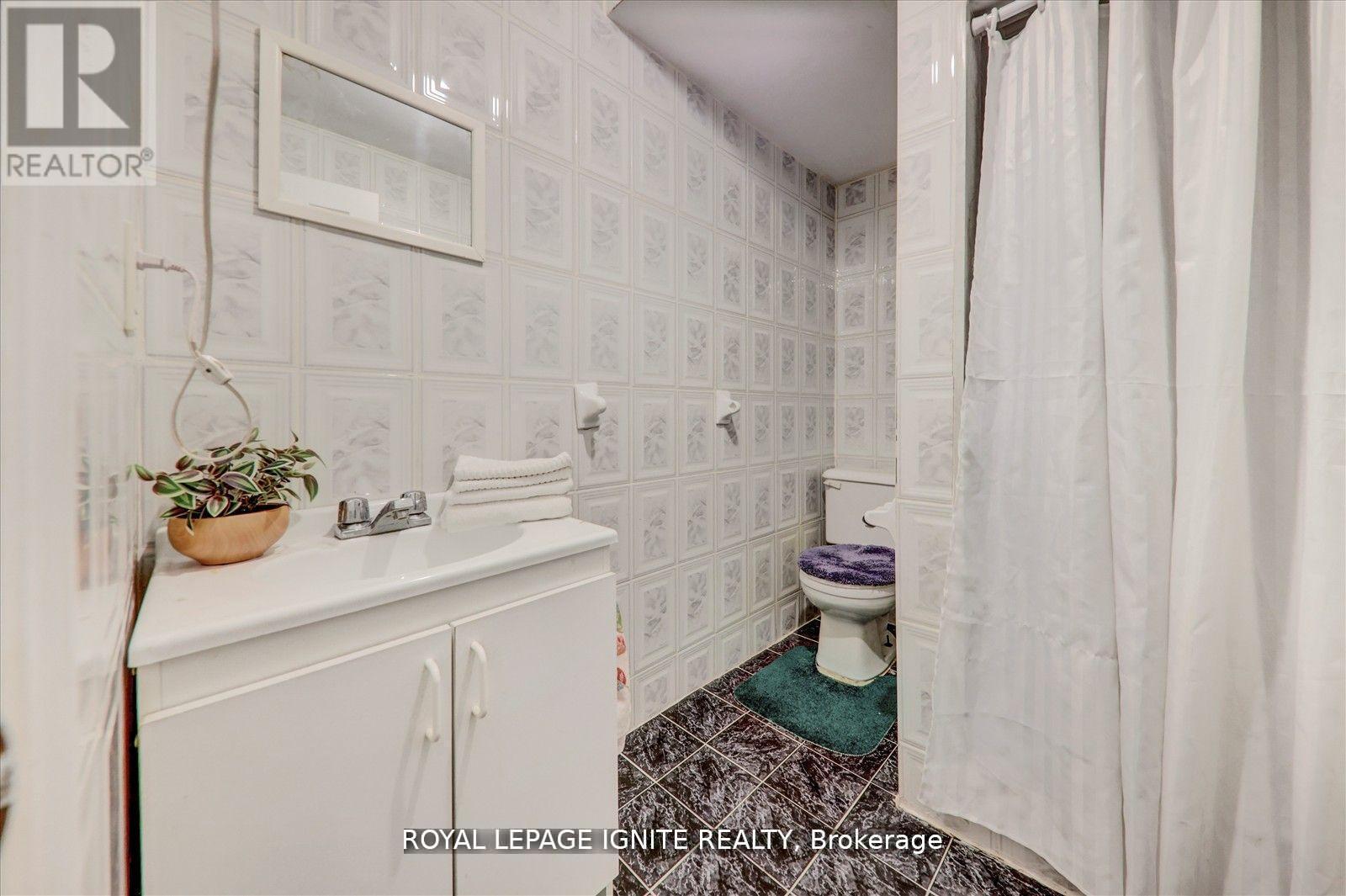 38 Rodda Boulevard, Toronto, Ontario  M1E 2Z6 - Photo 30 - E12749076