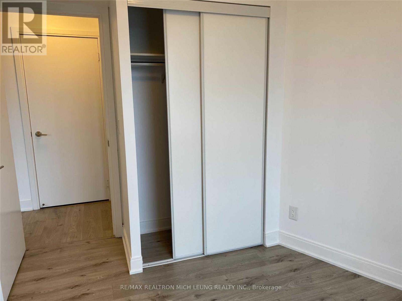 2425 - 135 Village Green Square, Toronto, Ontario  M1S 0G4 - Photo 13 - E12749078