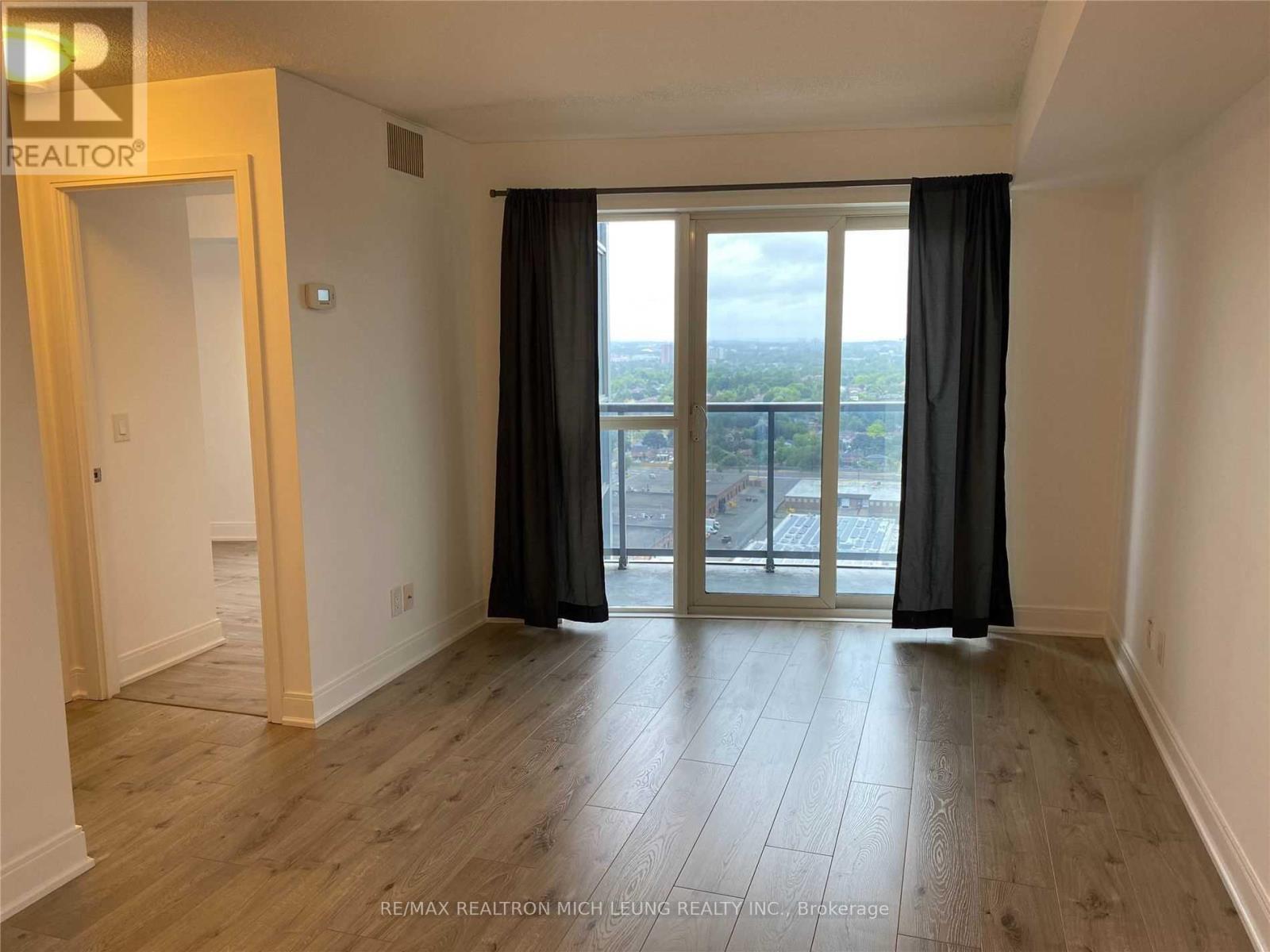 2425 - 135 Village Green Square, Toronto, Ontario  M1S 0G4 - Photo 3 - E12749078