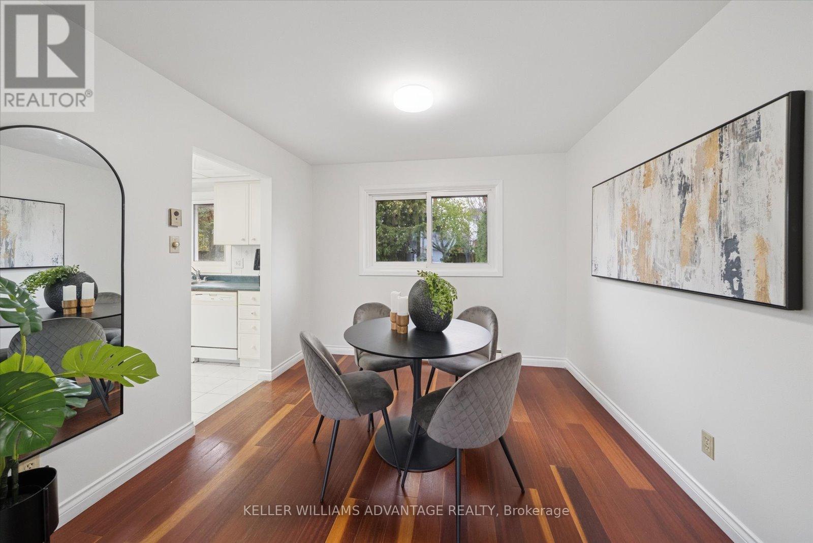 11 Castle Hill Drive, Toronto, Ontario  M1T 2Y2 - Photo 5 - E12749084