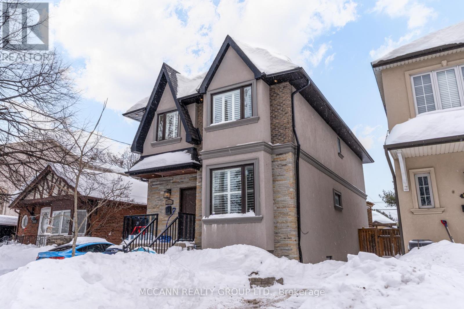 1155 Greenwood Avenue, Toronto, Ontario  M4J 4E7 - Photo 2 - E12749144
