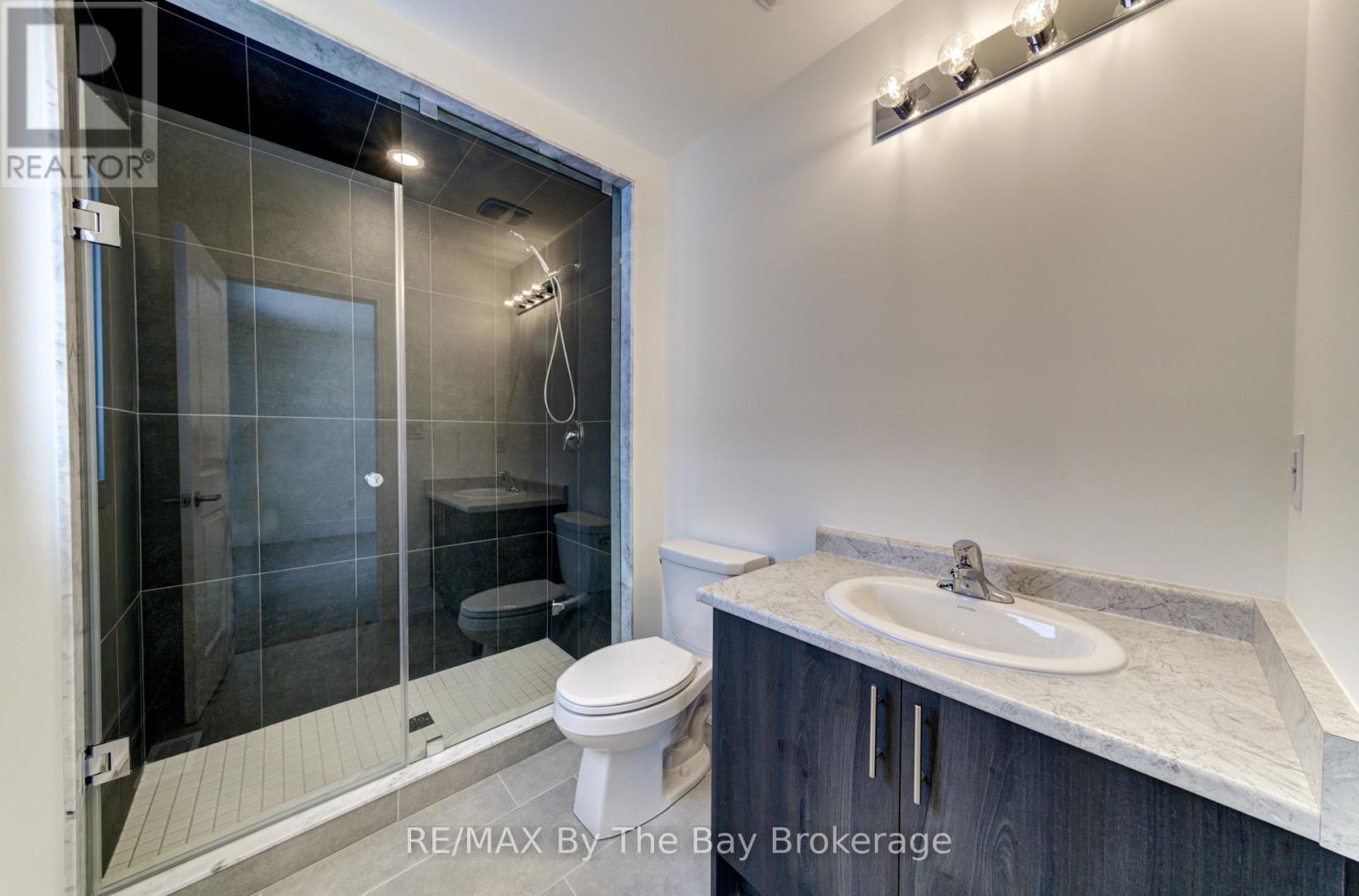 63 Rosanne Circle, Wasaga Beach, Ontario L9Z 0M8 - Photo 28 - S12749066