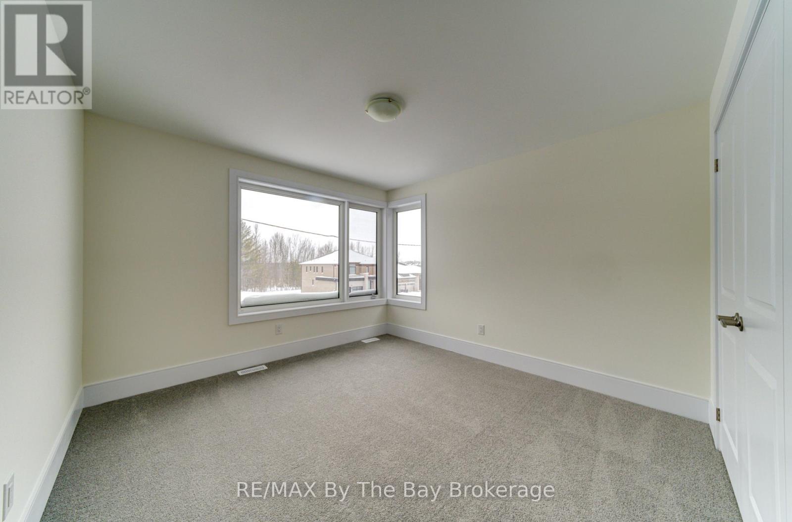 63 Rosanne Circle, Wasaga Beach, Ontario L9Z 0M8 - Photo 31 - S12749066