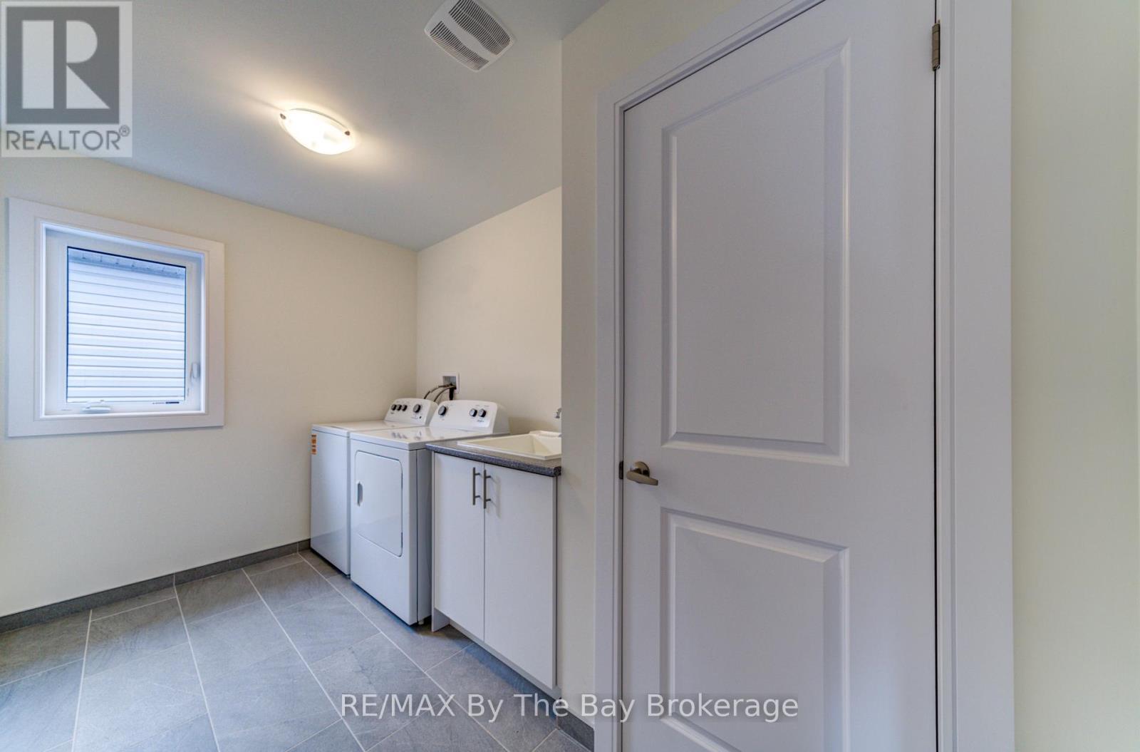 63 Rosanne Circle, Wasaga Beach, Ontario L9Z 0M8 - Photo 32 - S12749066