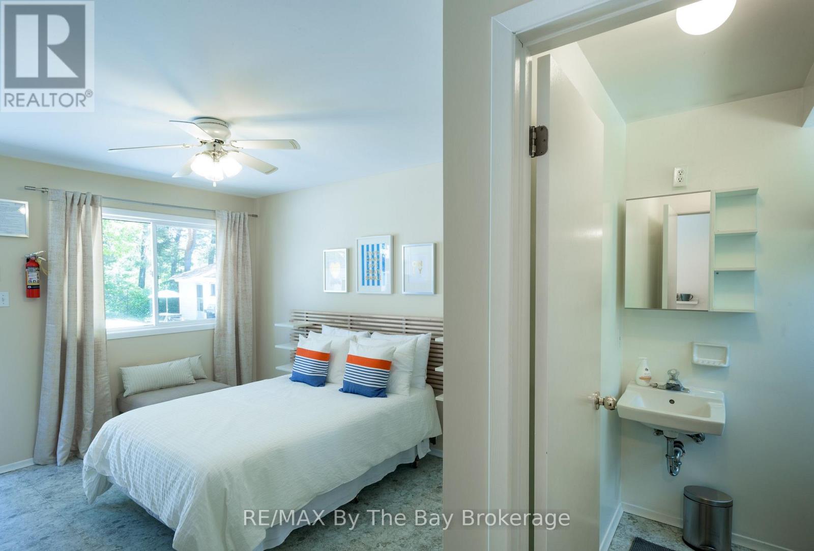 169 Mosley Street, Wasaga Beach, Ontario  L9Z 2K1 - Photo 23 - S12749114