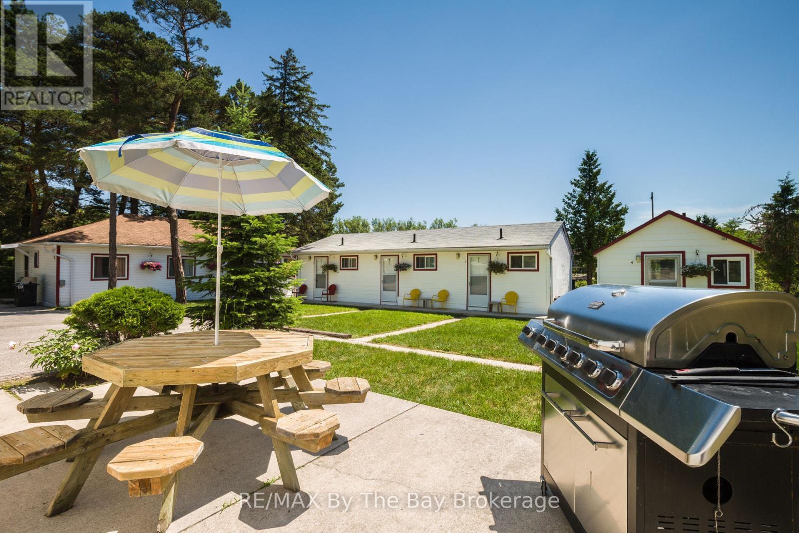 169 Mosley Street, Wasaga Beach, Ontario  L9Z 2K1 - Photo 18 - S12749114