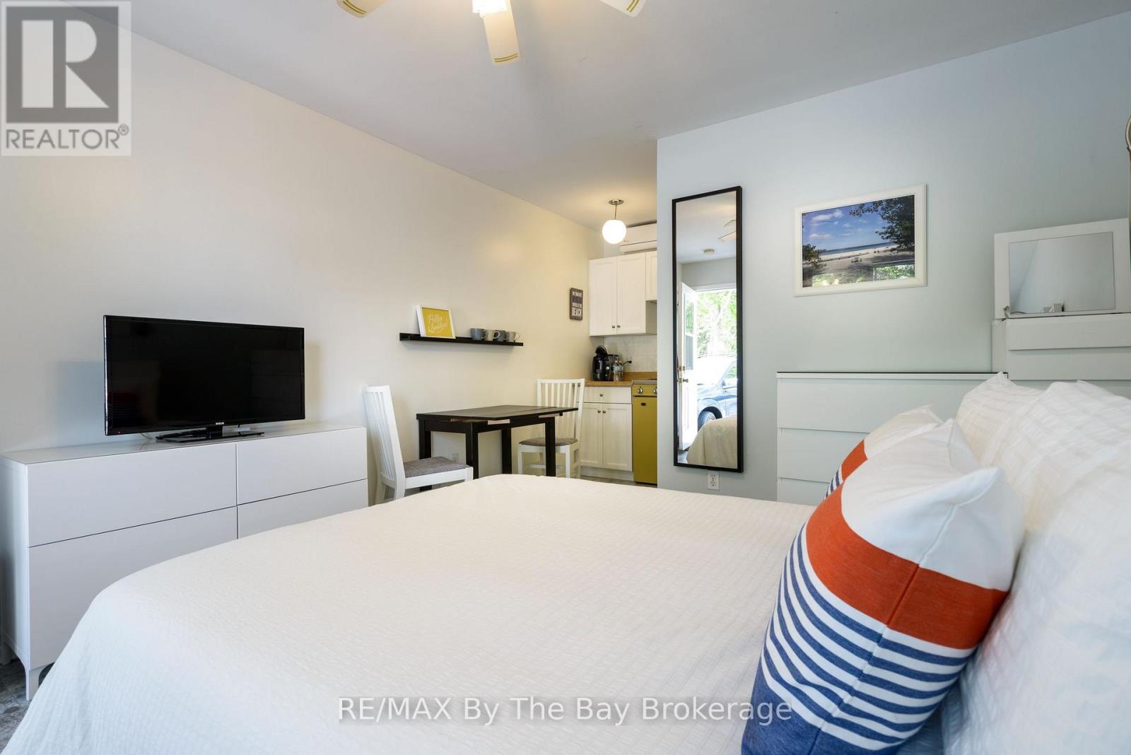 169 Mosley Street, Wasaga Beach, Ontario  L9Z 2K1 - Photo 26 - S12749114