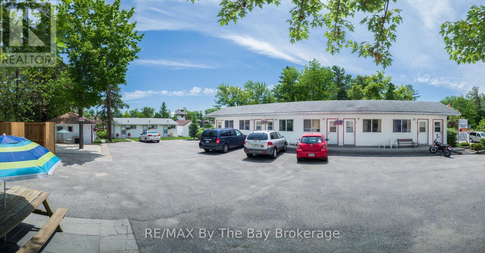 169 Mosley Street, Wasaga Beach, Ontario  L9Z 2K1 - Photo 29 - S12749114