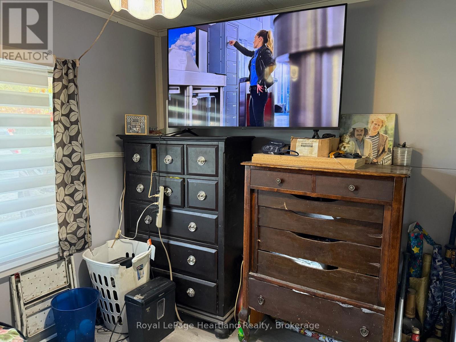 75049 Hensall Road, Huron East, Ontario  N0K 1W0 - Photo 16 - X12394314