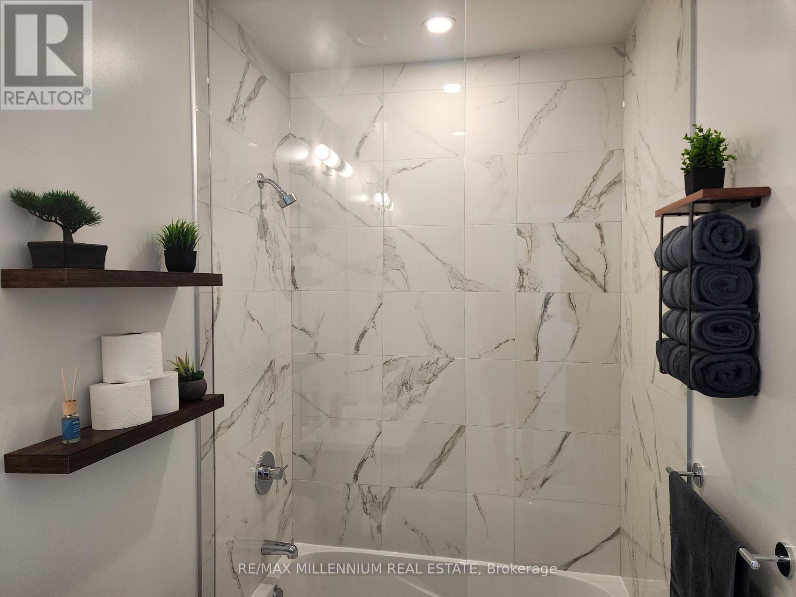 Ph107 - 195 Commerce Street E, Vaughan, Ontario  L4K 5Z7 - Photo 14 - N12748832