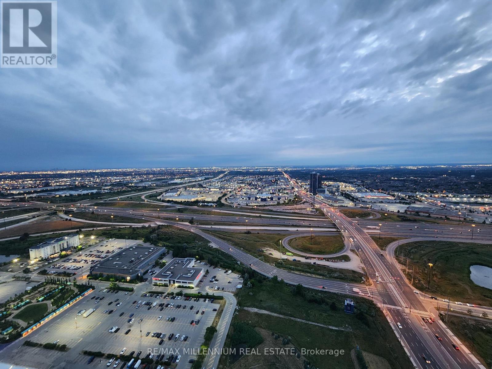 Ph107 - 195 Commerce Street E, Vaughan, Ontario  L4K 5Z7 - Photo 17 - N12748832