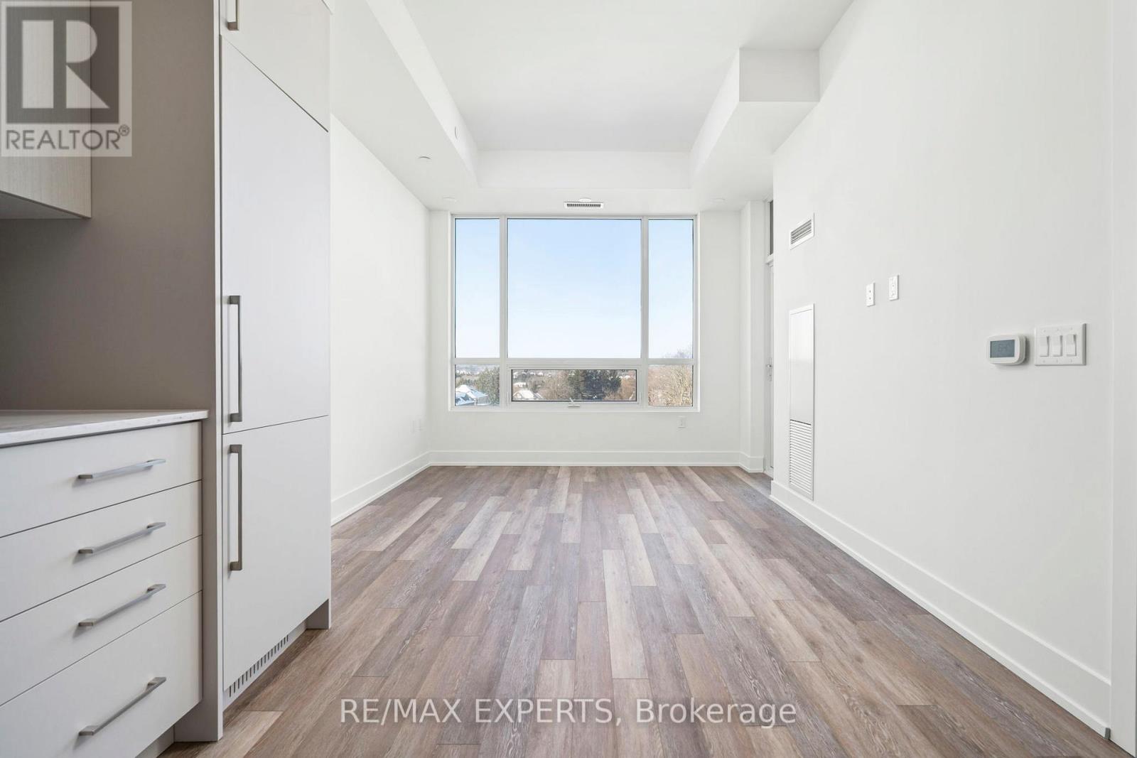 537 - 2075 King Road, King, Ontario  L7B 0R6 - Photo 11 - N12748878