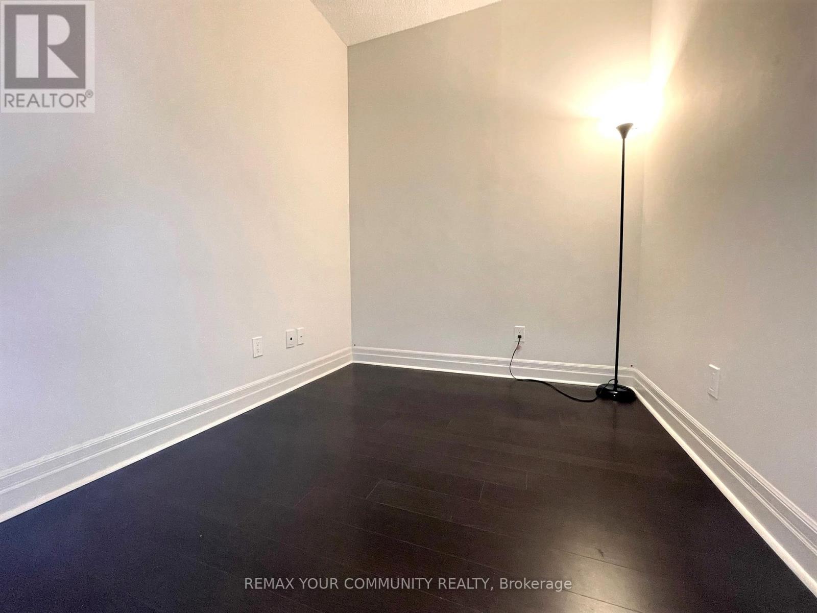 724 - 8110 Birchmount Road, Markham (Unionville), Ontario  L6G 0E3 - Photo 9 - N12748896