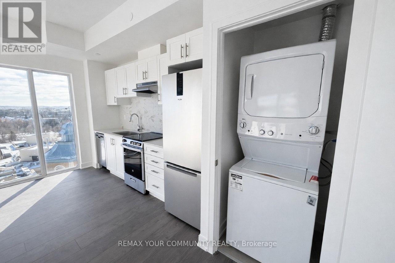 1308 - 705 Davis Drive, Newmarket (Huron Heights-Leslie Valley), Ontario  L3Y 2R2 - Photo 11 - N12748984