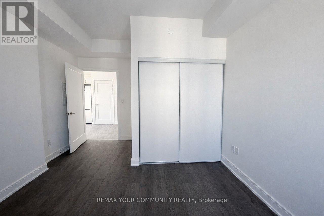 1308 - 705 Davis Drive, Newmarket (Huron Heights-Leslie Valley), Ontario  L3Y 2R2 - Photo 18 - N12748984