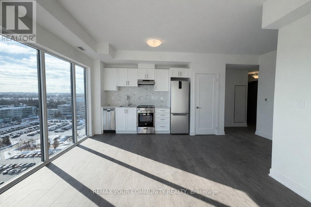 1308 - 705 Davis Drive, Newmarket (Huron Heights-Leslie Valley), Ontario  L3Y 2R2 - Photo 7 - N12748984