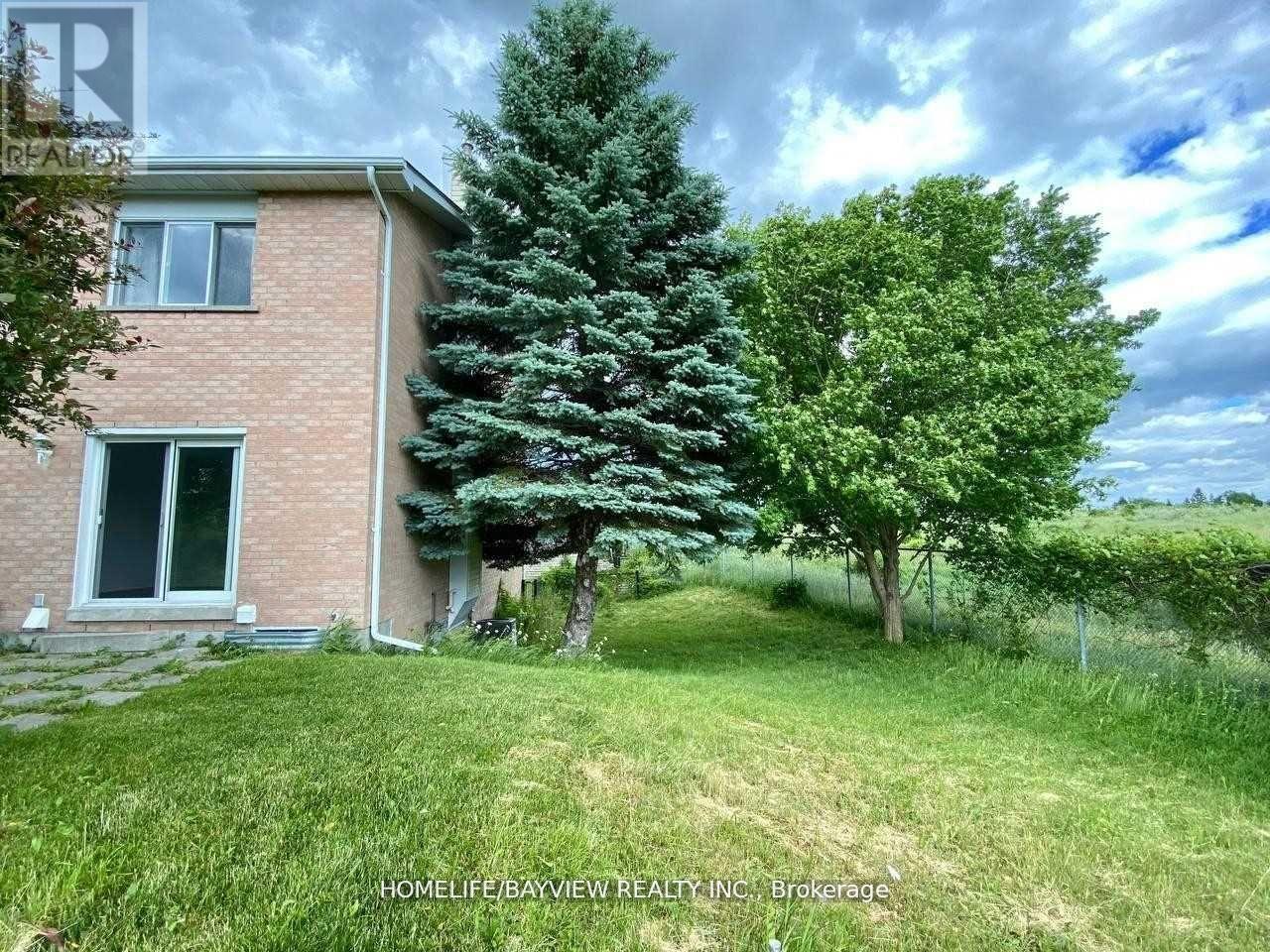 109 Wiiliam Curtis Circle, Newmarket (Gorham-College Manor), Ontario  L3Y 8L8 - Photo 23 - N12749032