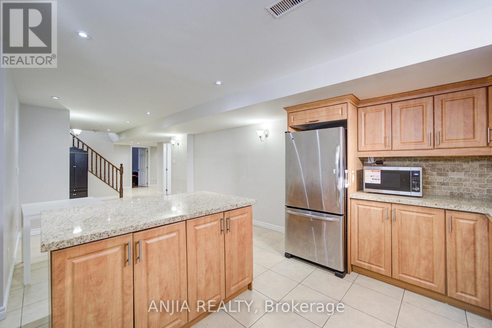 42 Reginald Lamb Crescent, Markham (Box Grove), Ontario  L6B 0B5 - Photo 40 - N12749034